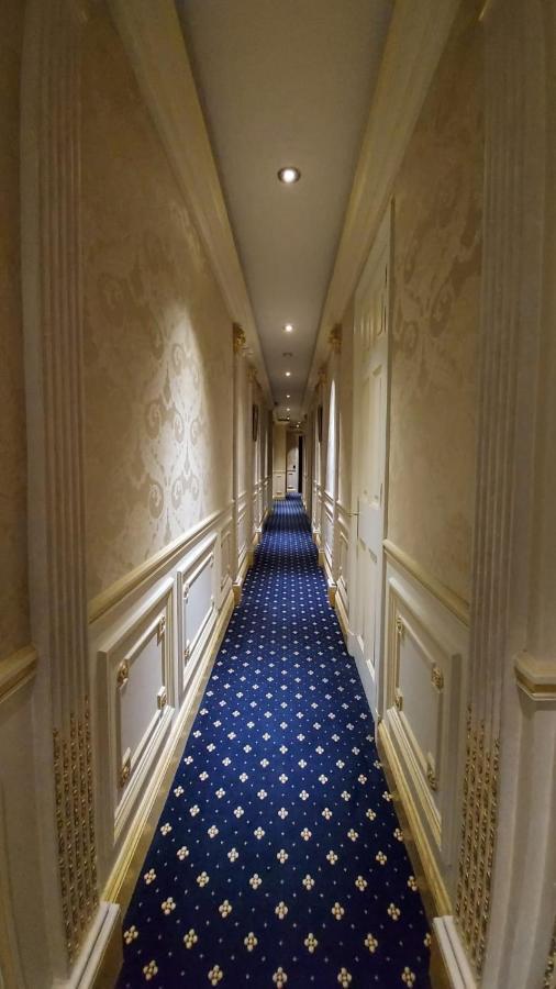 Luxe
