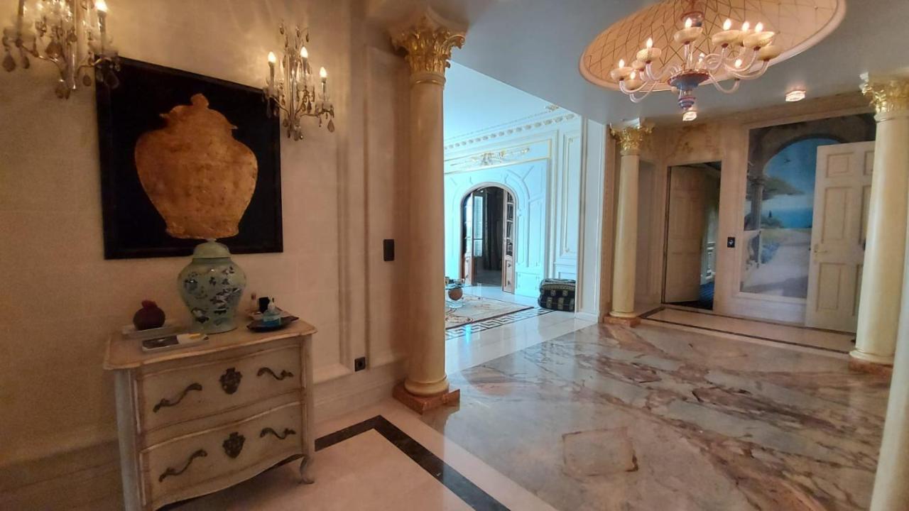 Luxe Apartment Paris